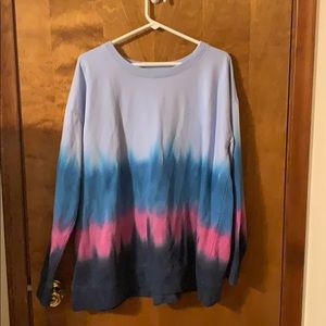 Women’s workout sweatshirt